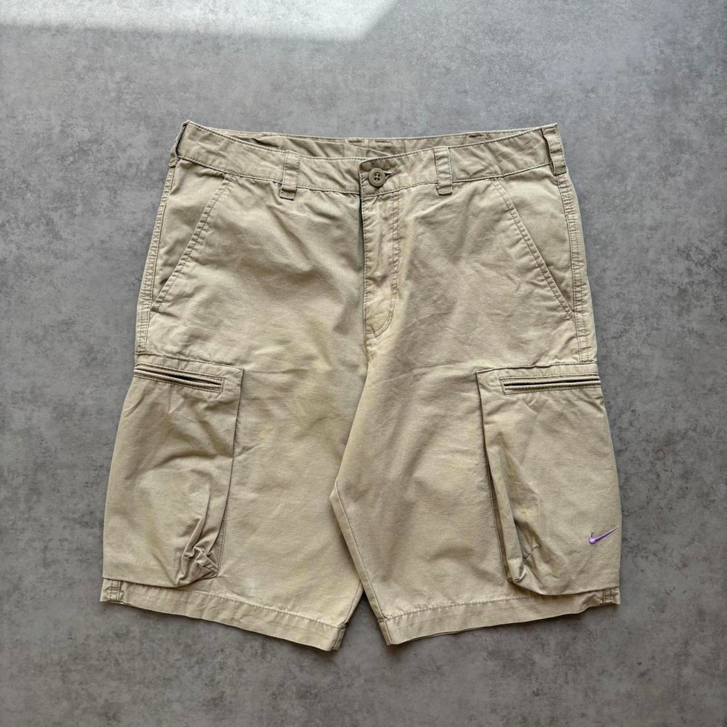 Nike Shorts Beige (32)