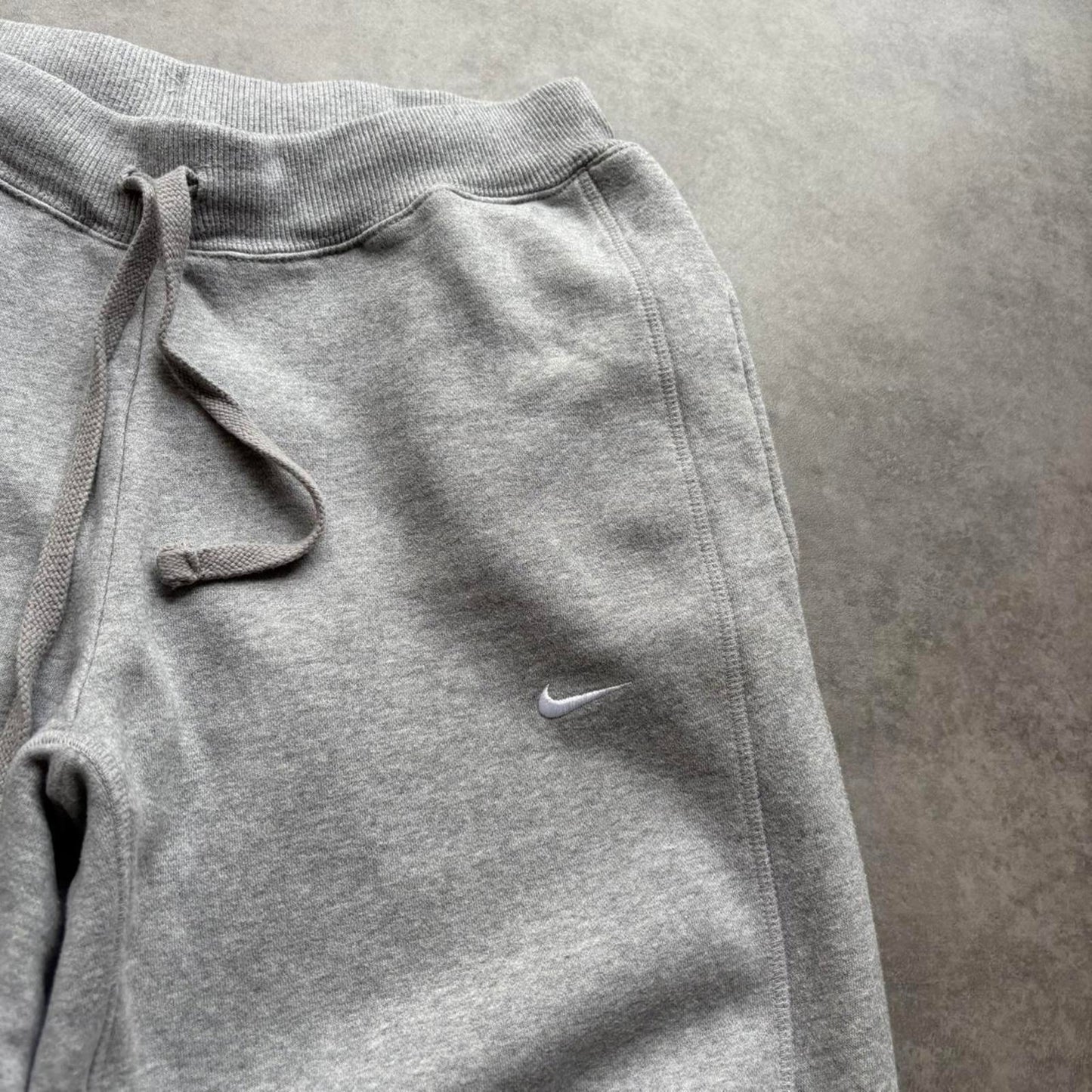 Nike Joggers Grey (Medium)