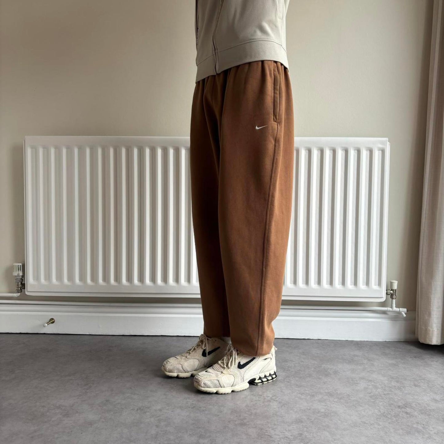 Nike Joggers Brown (Large)