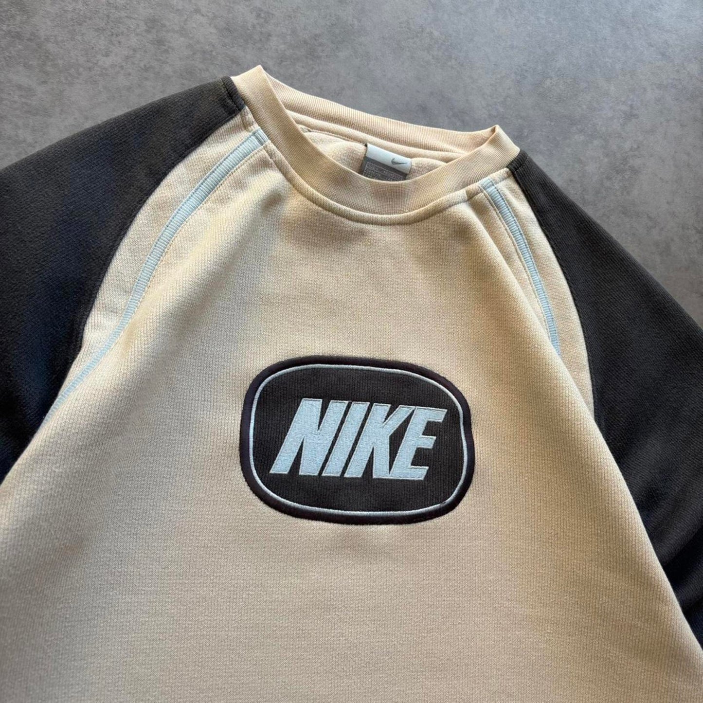 Nike Sweatshirt Beige (Small)