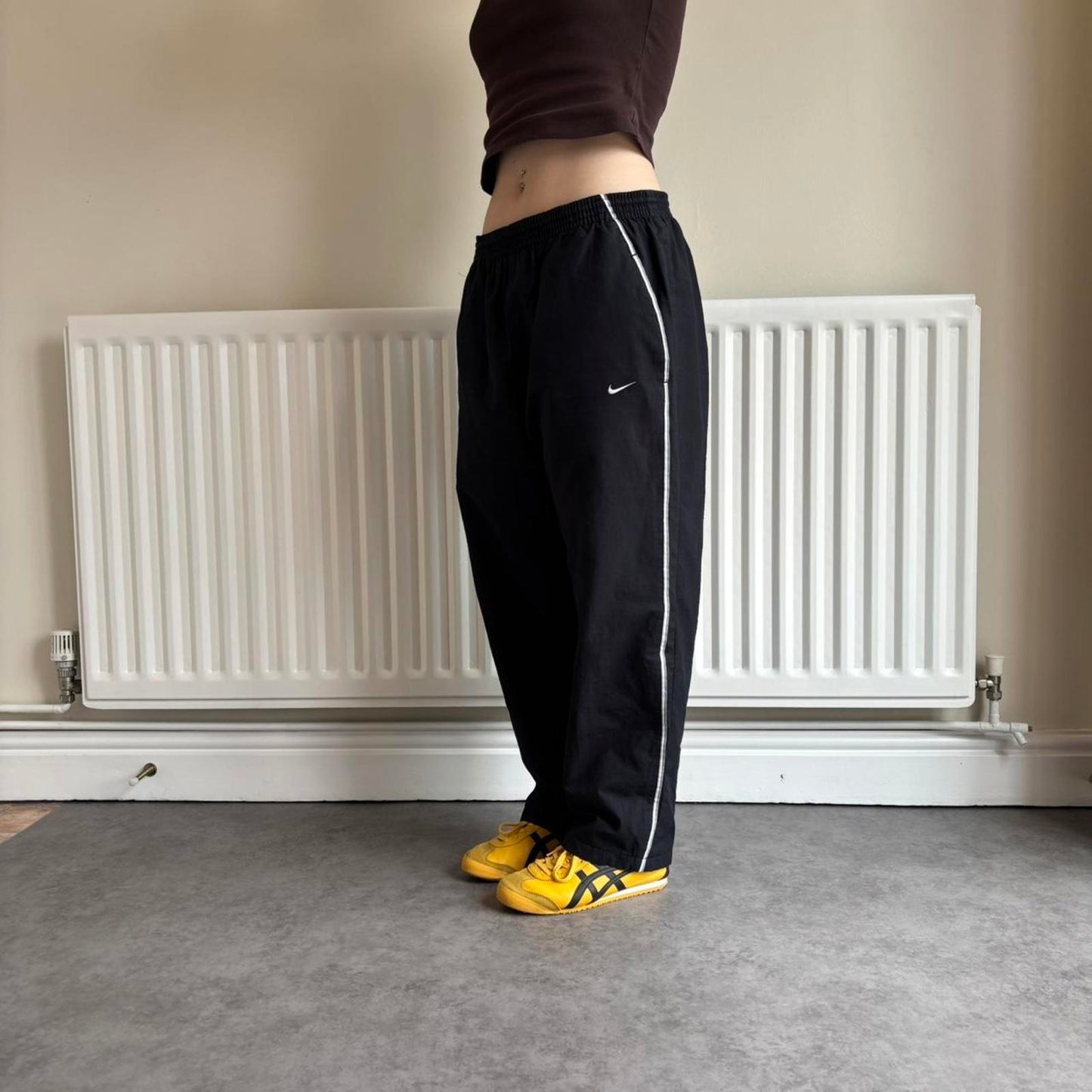 Women's Nike Trackpants Black (Large)