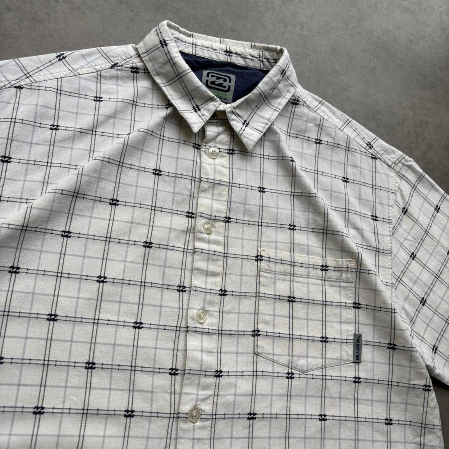 Billabong Plaid Shirt (Large)