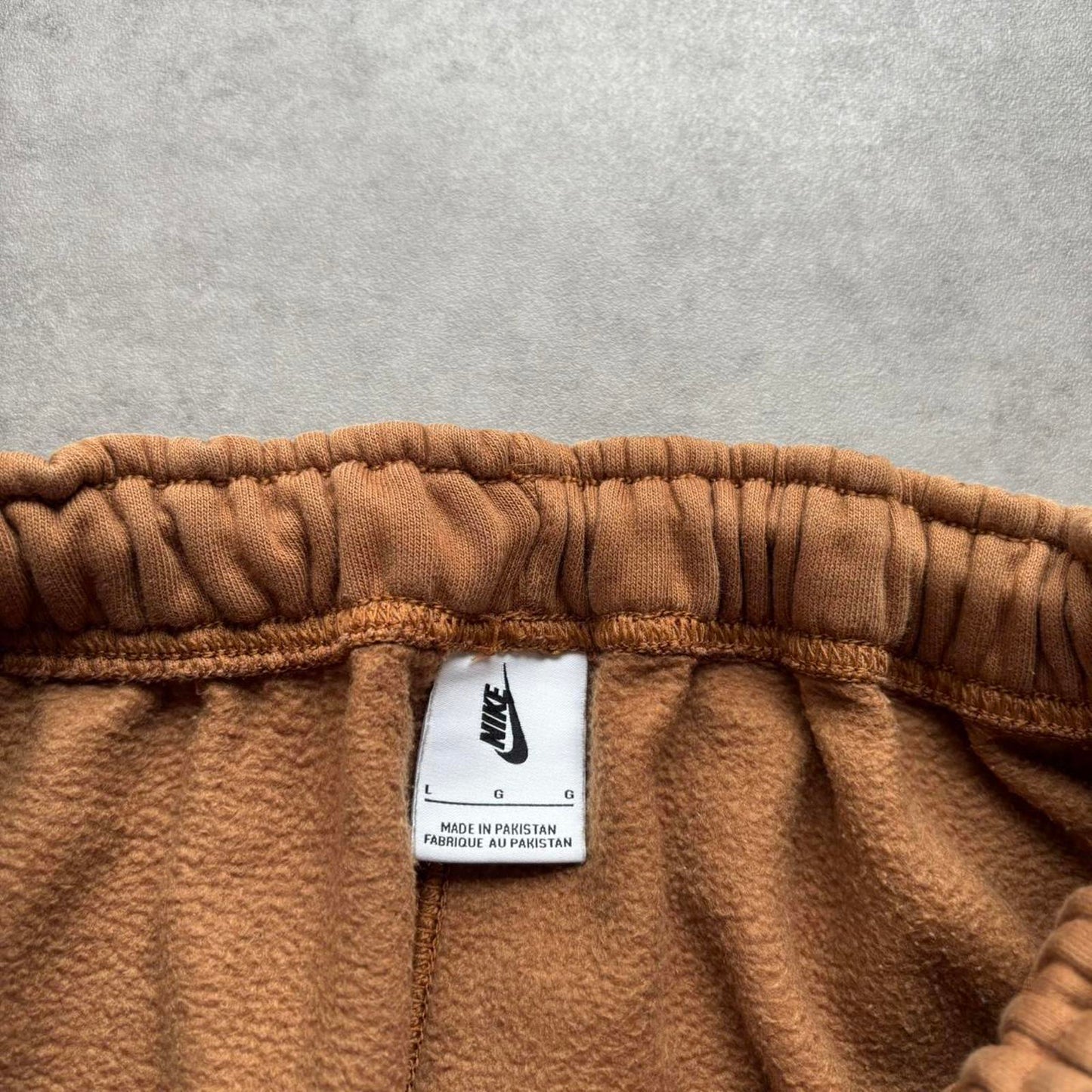 Nike Joggers Brown (Large)