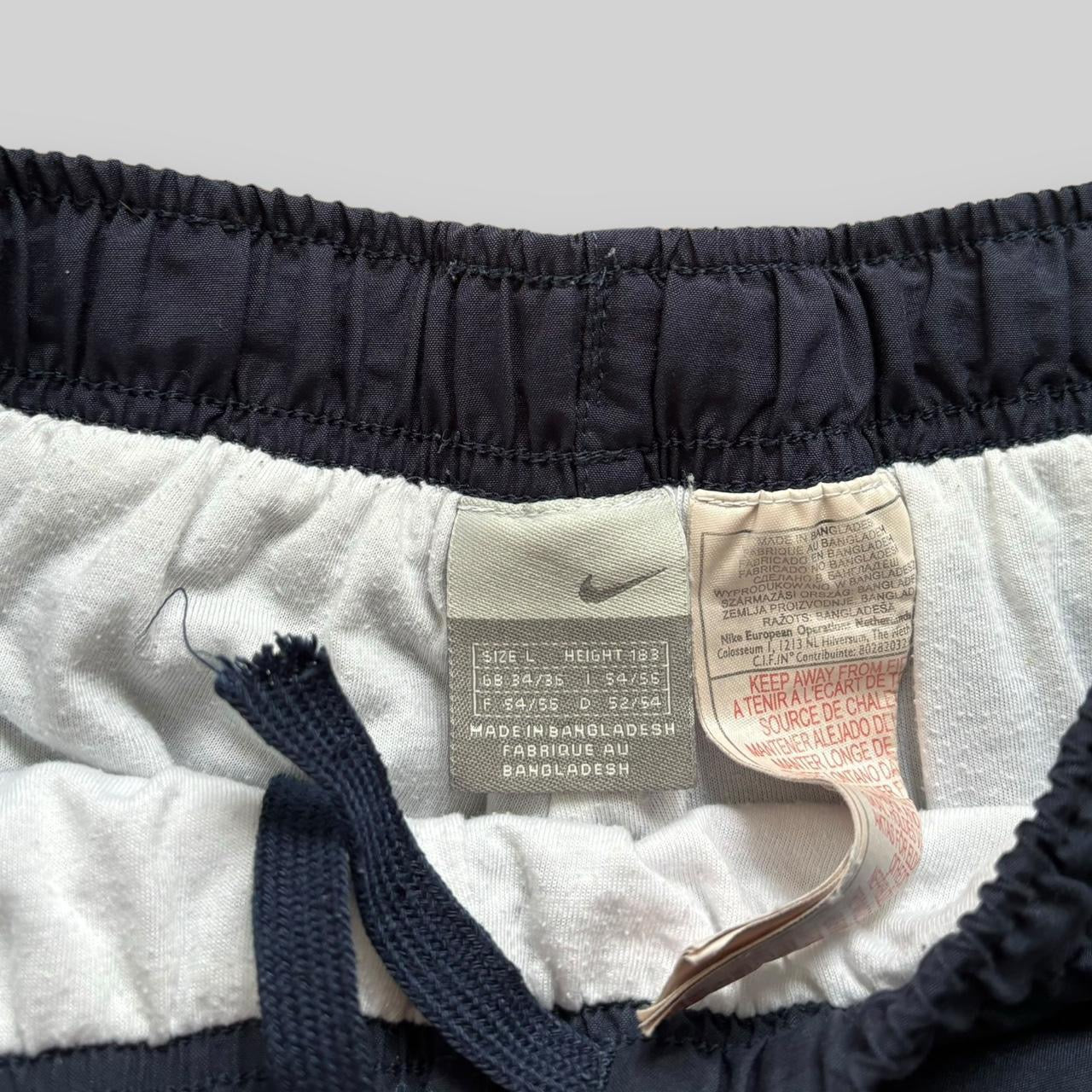 Nike Relaxes Fit Swoosh Trackpants (Large)