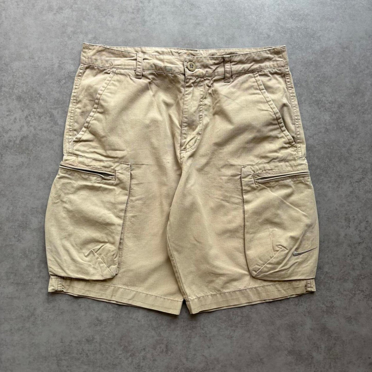Nike Shorts Beige (30)