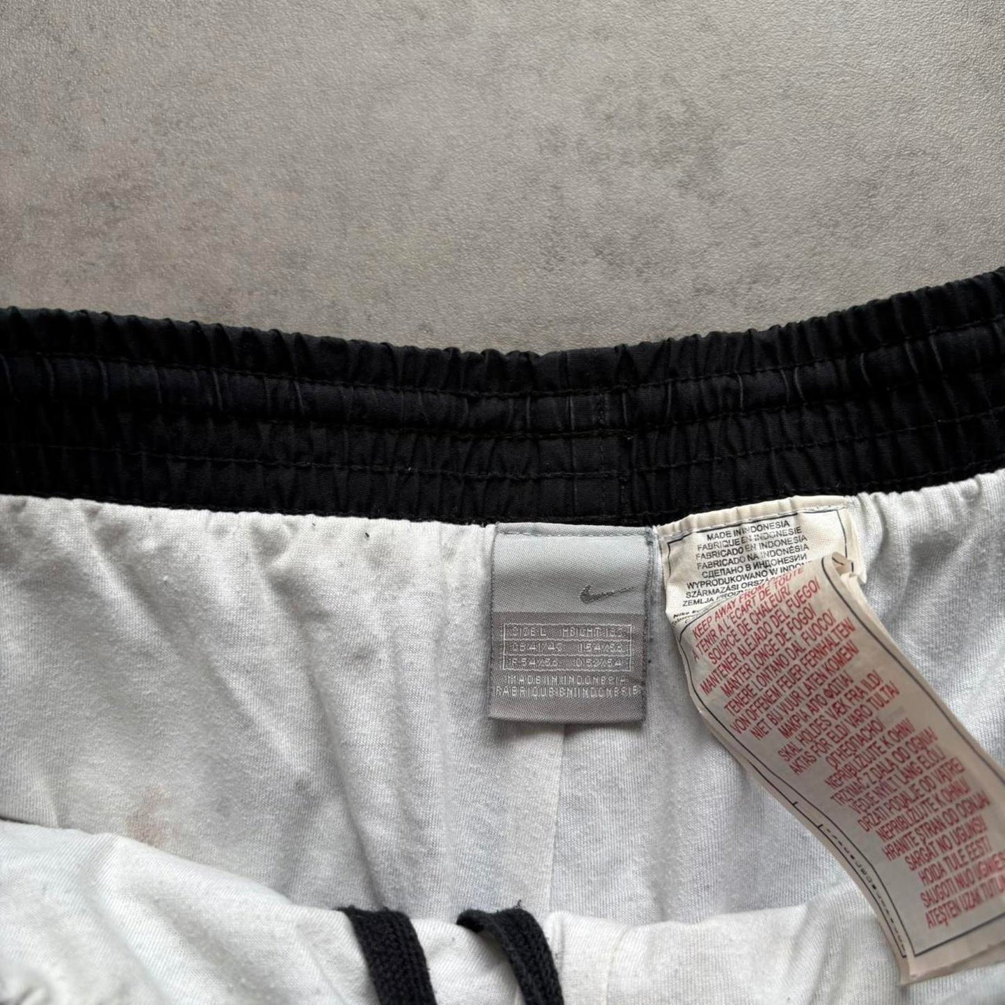 Women's Nike Trackpants Black (Large)