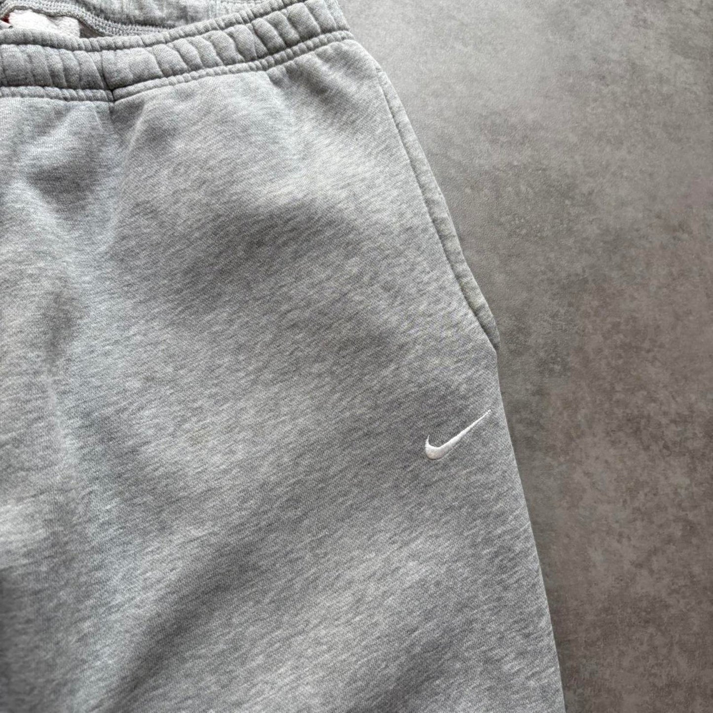 Nike Joggers Grey (Medium)